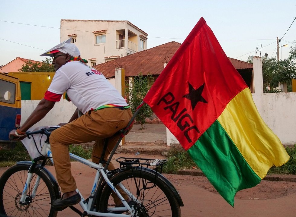 مواطنو غينيا بيساو يختارون رئيسهم بعد أسابيع من الاضطرابات السياسية
