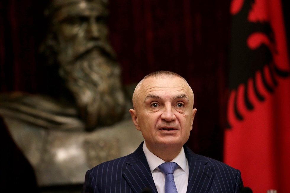بوتين يعزي رئيس ألبانيا
