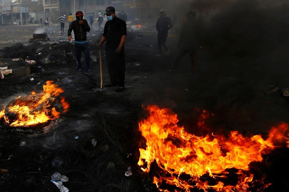 مصدر لـRT: مقتل 4 محتجين وجرح العشرات في النجف بالعراق