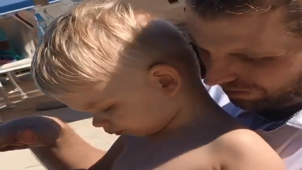 فيديو طريف لحفيد ترامب!