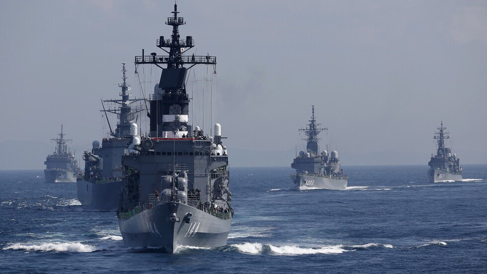 لأول مرة امرأة في الجيش الياباني قائدة للمدمرة "ميكو"