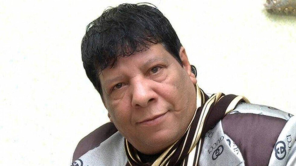 عدوية يدندن لـ "شعبولة" في المشفى قبل عام من الرحيل!