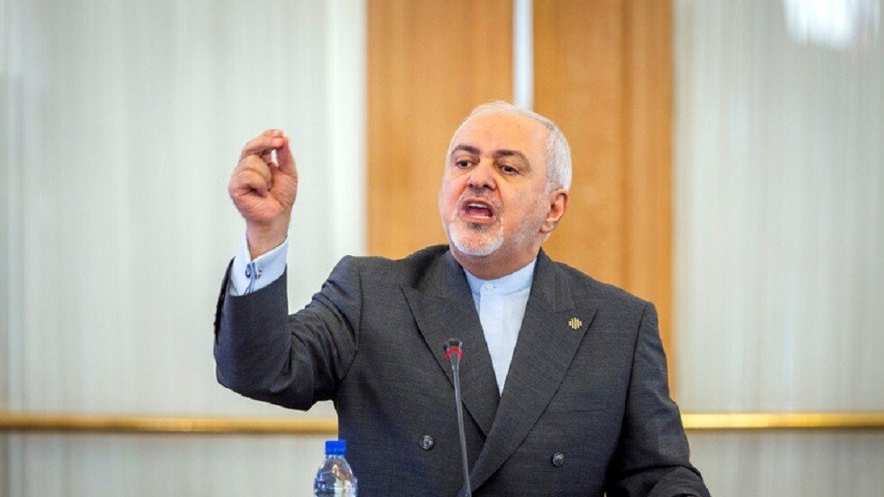 ظريف يتهم فرنسا وبريطانيا وألمانيا بالكذب والرضوخ للبلطجة الأمريكية