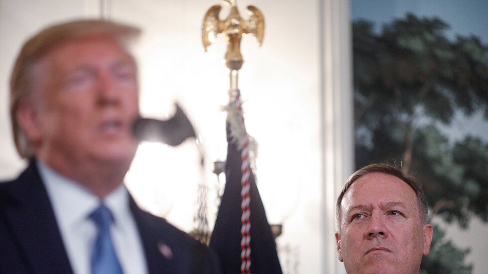 بومبيو يرفض تقرير الديمقراطيين بشأن عزل ترامب: خاطئ بشكل كامل