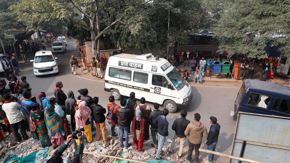الهند.. وفاة ضحية اغتصاب جماعي إثر إضرام النار فيها وهي في طريقها للقضاء