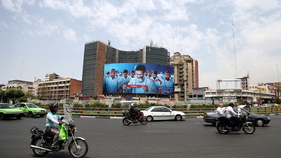 إيران تتبادل سجناء مع دولتين خليجيتين