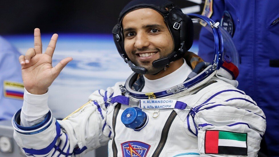 ألف متقدم لبرنامج "الإمارات لرواد الفضاء"