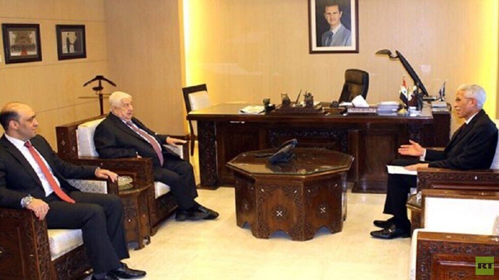 المعلم يتسلم أوراق اعتماد سفير الجزائر الجديد لدى سوريا