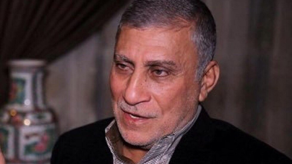 الشابندر يهاجم المتظاهرين ويصفهم بالقرود