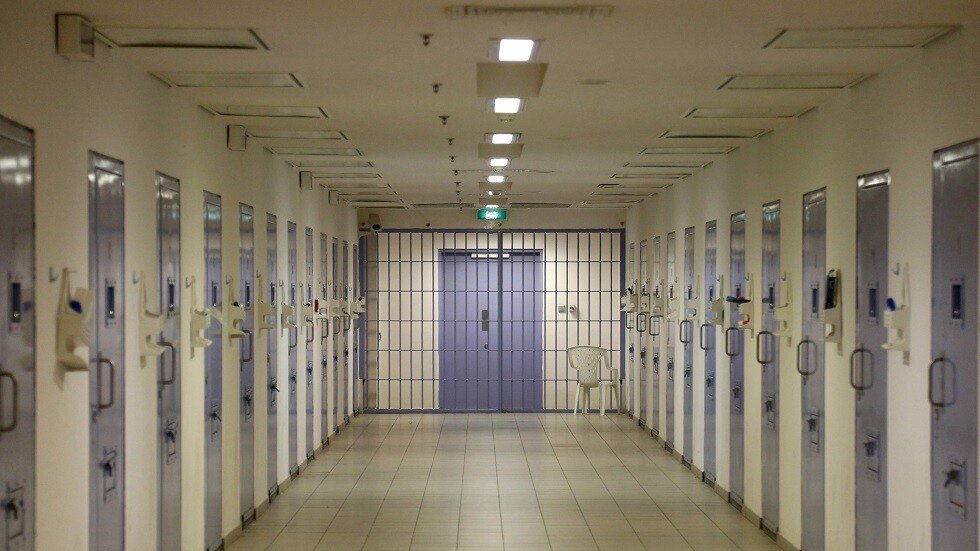 وفاة 3 نزلاء بحريق في سجن سعودي