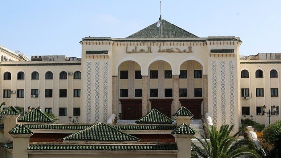 محكمة جزائرية تقضي بسجن "نيم" سنة