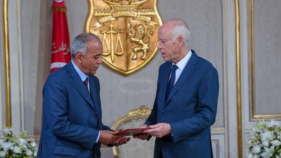 تونس.. رئيس الوزراء المكلف يطلب تمديد مهلة تشكيل الحكومة