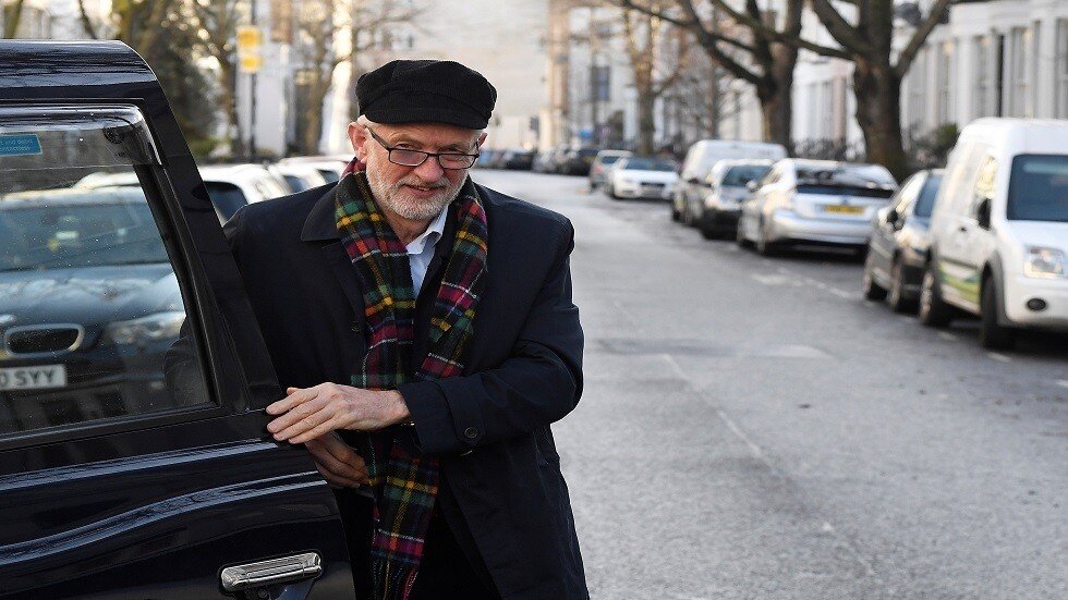 كوربين يقر بمسؤوليته عن هزيمة حزب العمال في الانتخابات البريطانية