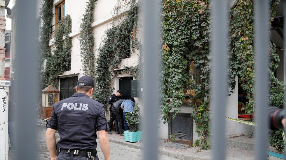 تركيا ترحل إرهابيين اثنين إلى كوسوفو