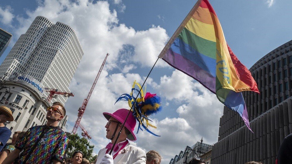 ألمانيا.. نحو إقرار قانون يحظر "معالجة" المثليين جنسيا