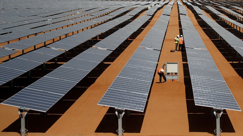 مصر تشتري طاقة منتجة محليا لمدة 25 سنة