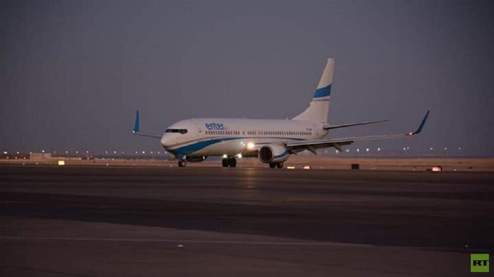 مصر.. شرم الشيخ تستقبل أولى الرحلات البريطانية بعد انقطاع 4 سنوات (صور)