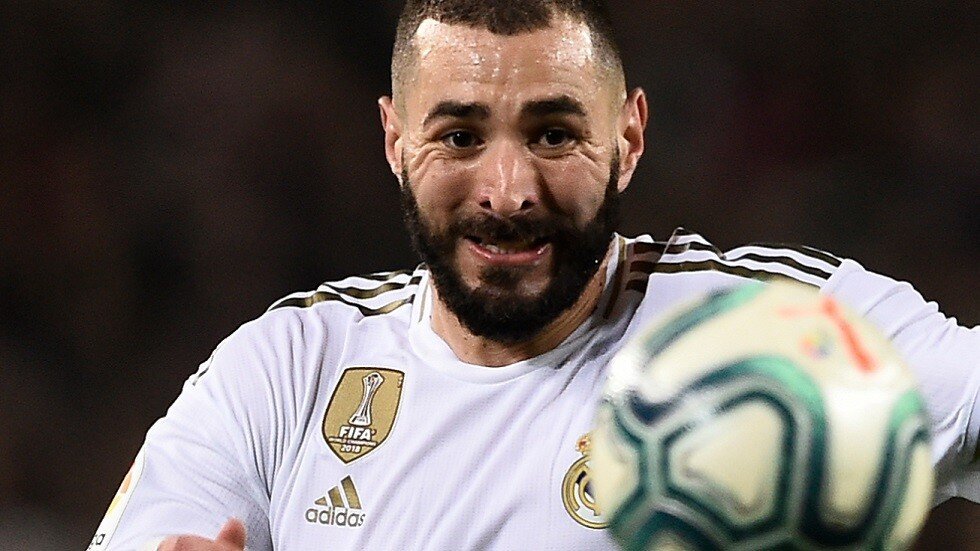 بنزيما يفاجئ ريال مدريد قبل تجديد عقده