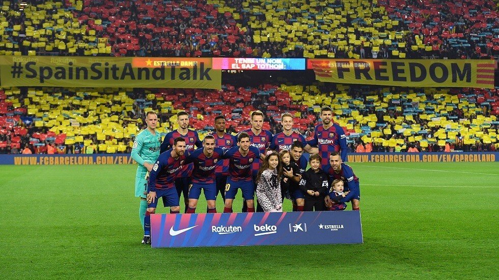 الاتحاد الإسباني يغرم برشلونة ويهدده بإغلاق معقله (فيديو)