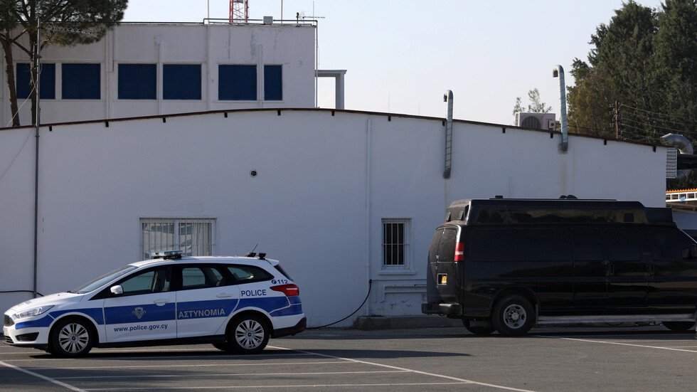 قبرص.. اعتقال 3 أشخاص في قضية 
