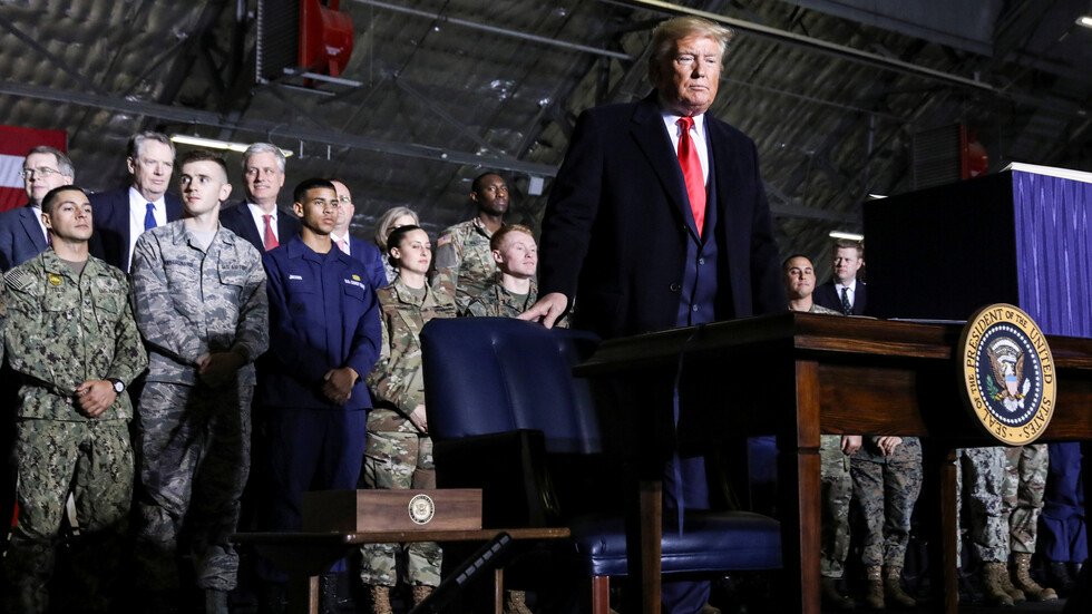 ترامب يوقع على "قانون قيصر" الموجه ضد الحكومة السورية