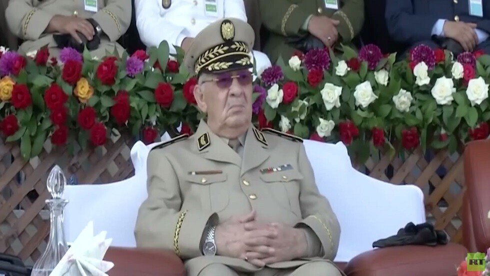 حداد بالجزائر عقب وفاة قايد صالح