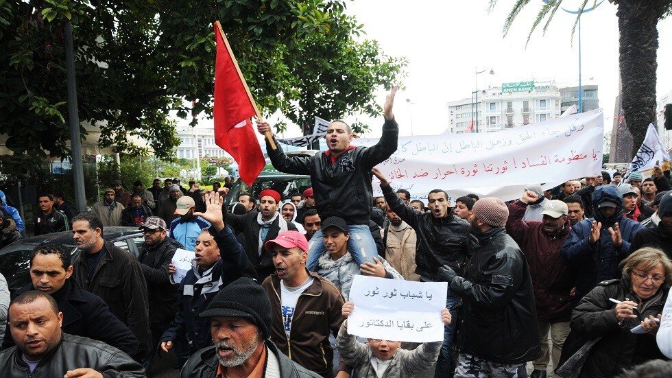 كيف يرتبط مستوى السعادة بـ "الربيع العربي"