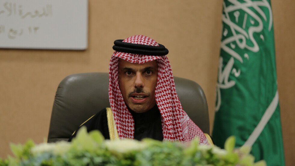 وسائل إعلام باكستانية: وزير الخارجية السعودي إلى إسلام آباد بزيارة مهمة