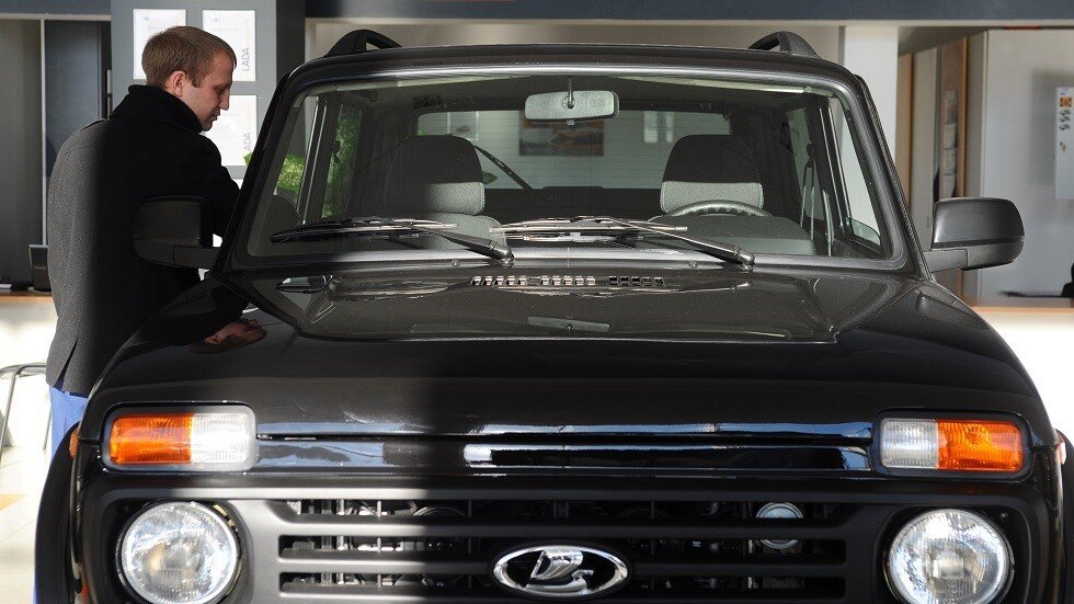 "نيفا" الأسطورية في حلتها الجديدة