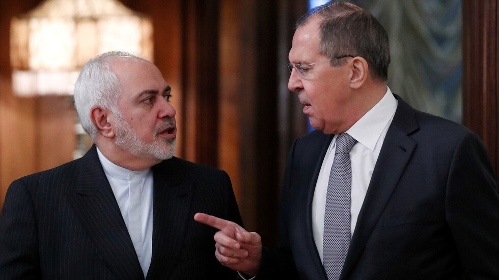 لافروف: الاتفاق النووي الإيراني مهدد بالانهيار