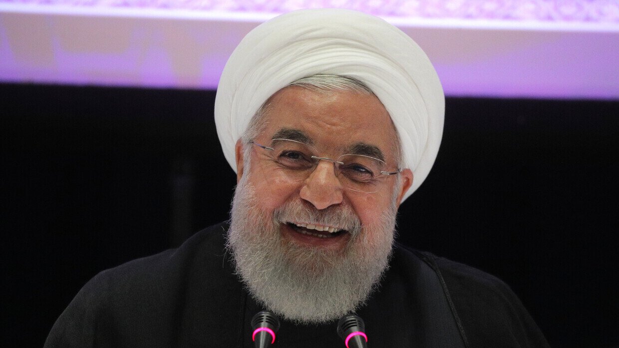 روحاني: لاحل بين دول المنطقة وشعوبها سوى الصداقة والأخوة