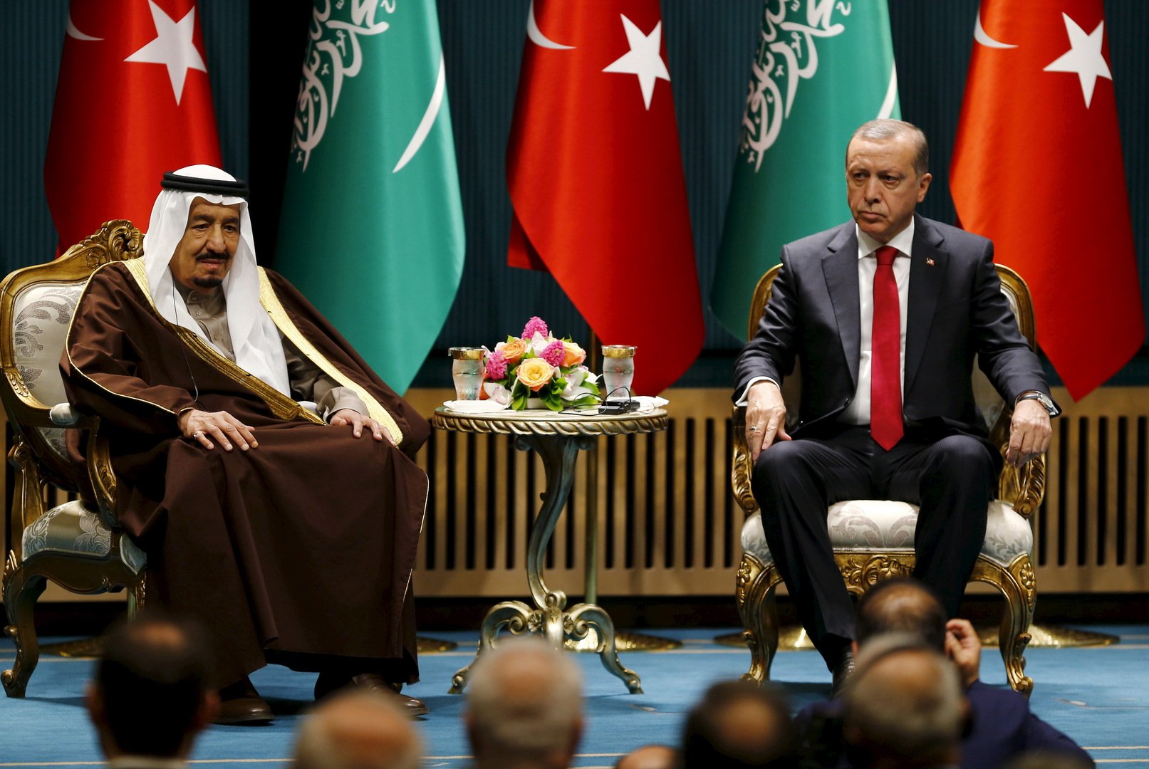الملك سلمان يتلقى اتصالا هاتفيا من أردوغان