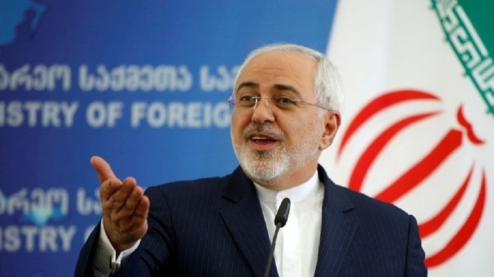 ظريف يقارن رد فعل الغرب على تجارب إيران وإسرائيل الصاروخية