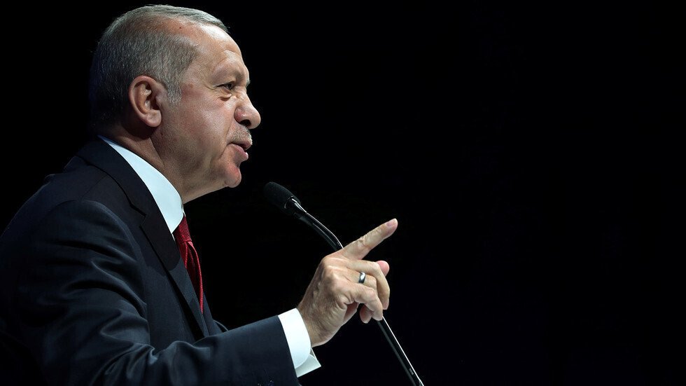 أردوغان: لن نخرج من سوريا إلا إذا طلب منا ذلك الشعب السوري شاكرا