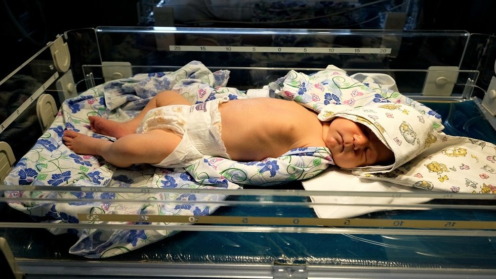 روسيا تشهد العام الجاري انخفاضا في الوفيات والولادات