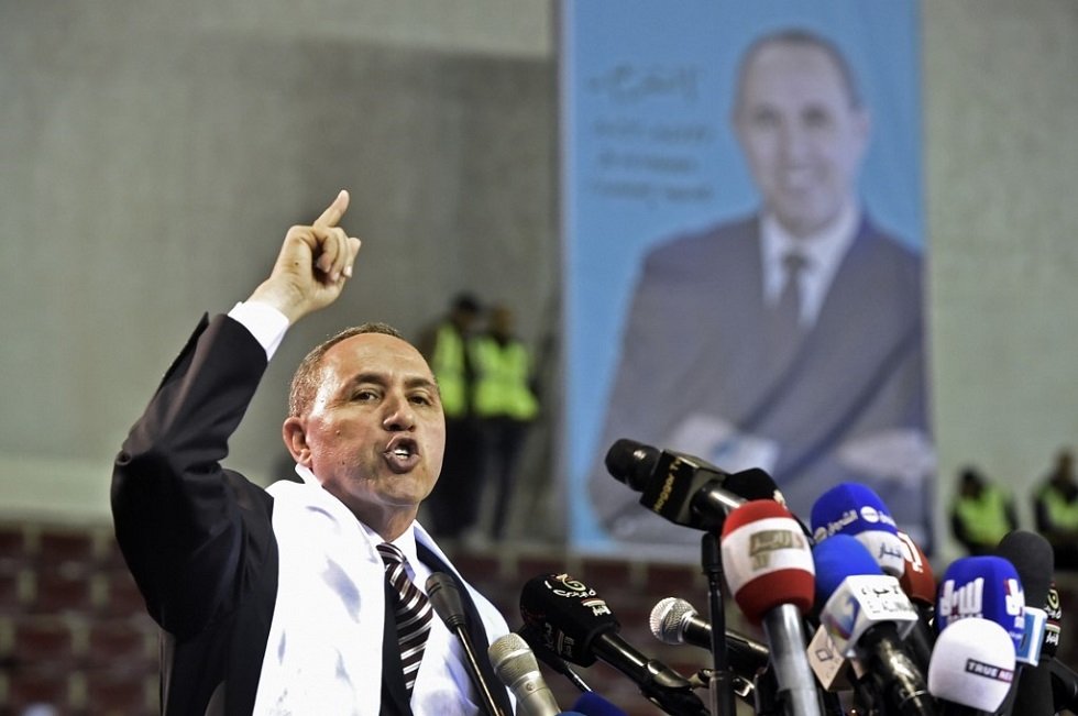 ميهوبي المترشح لانتخابات الجزائر يهنئ الرئيس الجديد عبد المجيد تبون