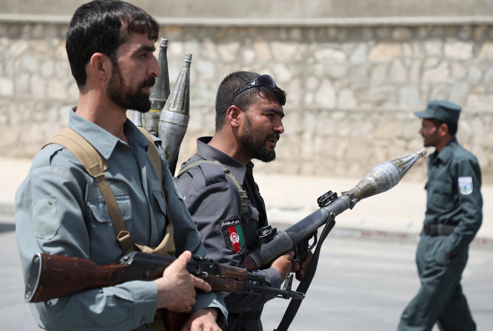 مقتل 3 رجال شرطة جراء هجوم استهدف حاجزا أمنيا شمال شرق أفغانستان