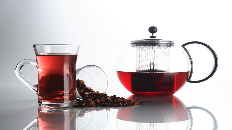 دحض شائعة فائدة تناول الشاي عند ارتفاع درجة حرارة الجسم
