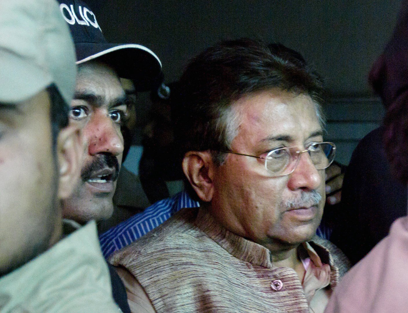 الحكم بالإعدام على الرئيس الباكستاني السابق برويز مشرف