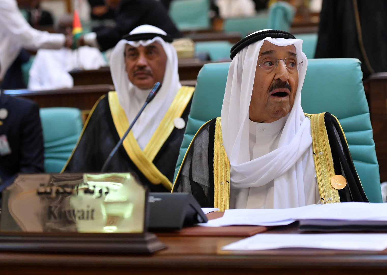 أمير الكويت يلتقي أعضاء الحكومة الجديدة: أمامكم مسؤوليات كبيرة