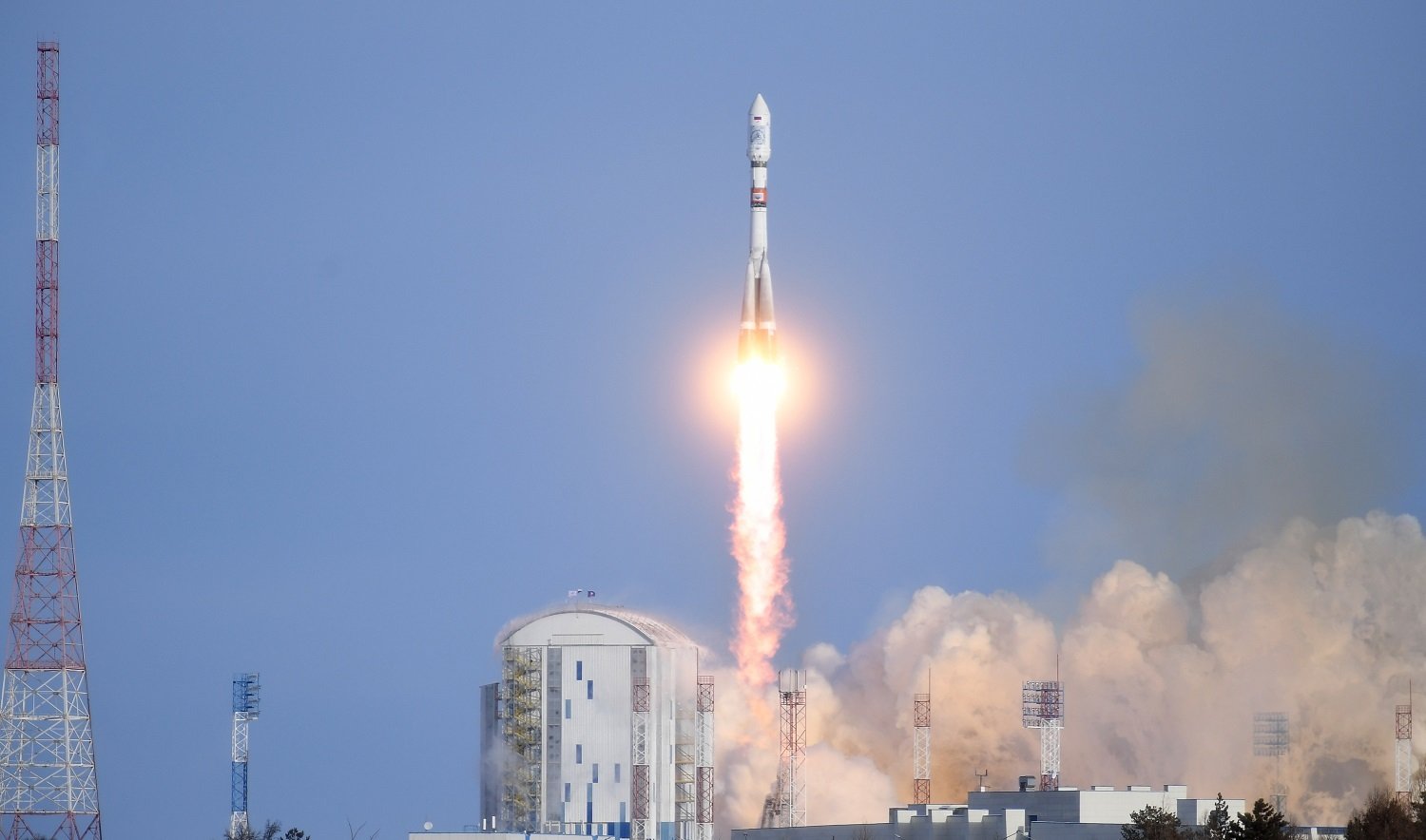 روسيا تحدد موعد إطلاق أول صاروخ للفضاء في العام القادم