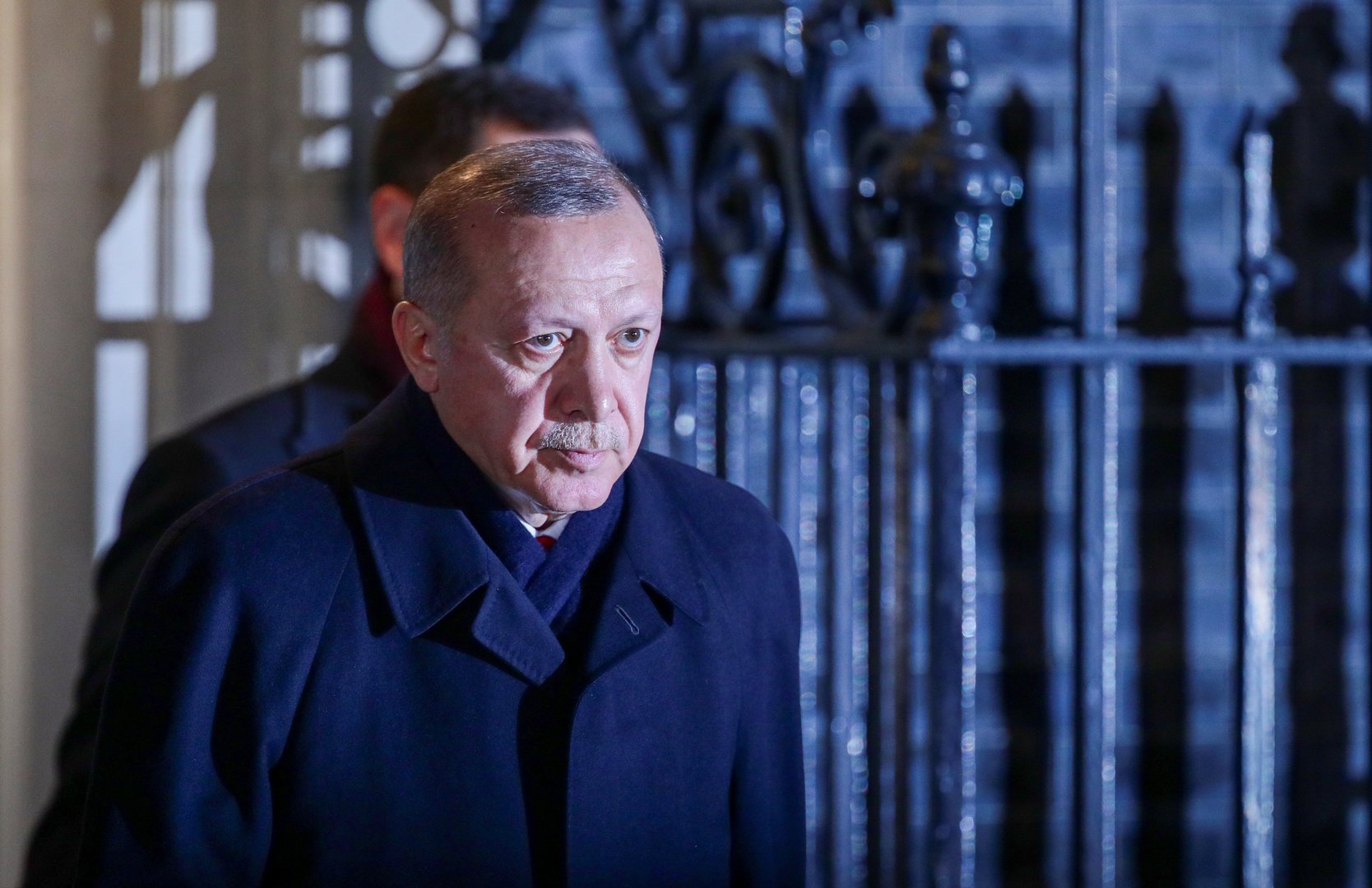 أردوغان يرخص للشيخة موزا شراء عقارات على أطراف قناة اسطنبول