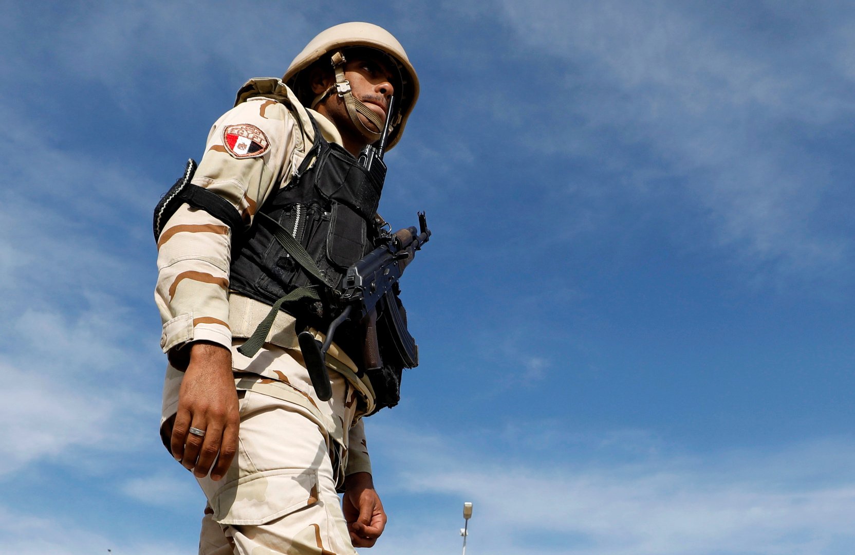 كيف يحمي الجيش المصري مدنية الدولة؟