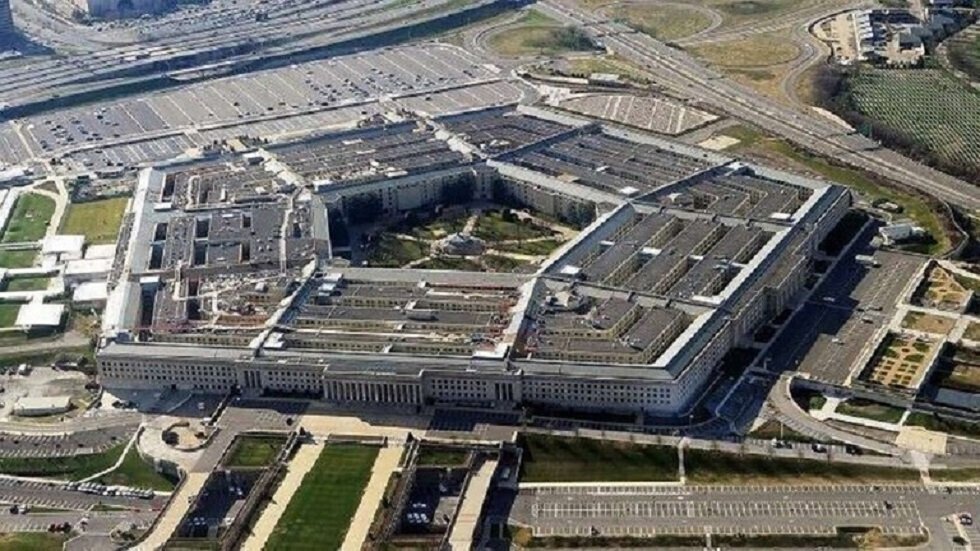 البنتاغون يؤكد مقتل متعاقد مدني أمريكي بهجوم صاروخي على قاعدة عسكرية شمالي العراق