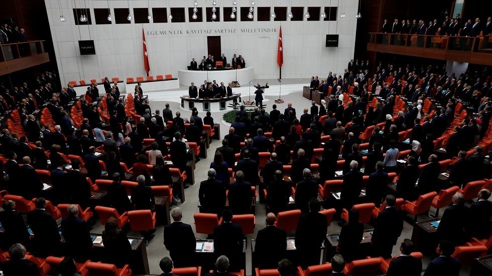 الحزب الحاكم في تركيا يقدم مقترحه للبرلمان للحصول على تفويض لإرسال قوات إلى ليبيا