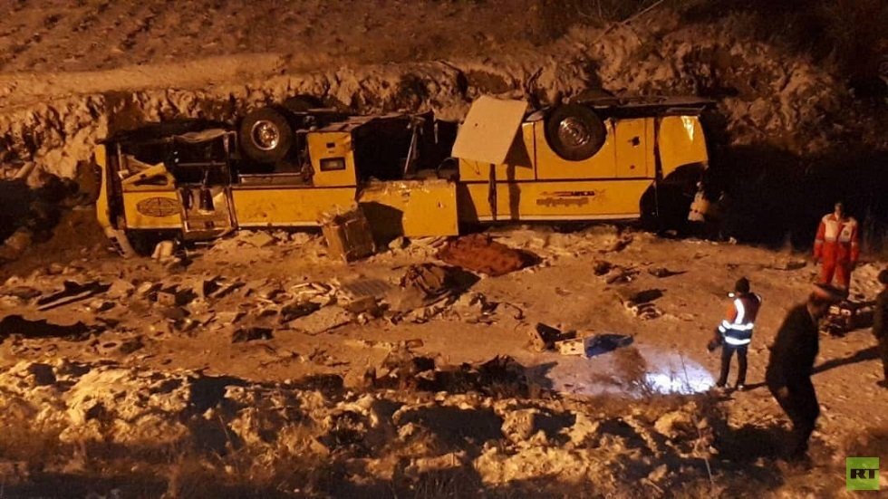 مقتل 10 أشخاص من جراء تهور سائق حافلة في شمال غربي إيران