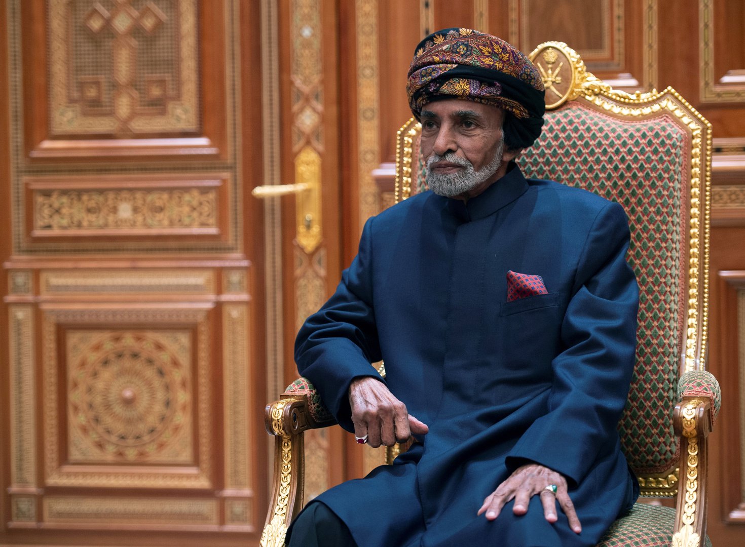 عمان: السلطان قابوس في حالة صحية مستقرة ويتابع برنامج العلاج