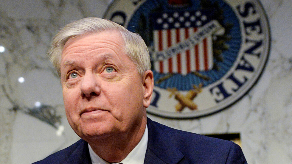 غراهام مخاطبا إيران: ترامب ليس أوباما ولن يسمح بأن تصبح بغداد بنغازي ثانية