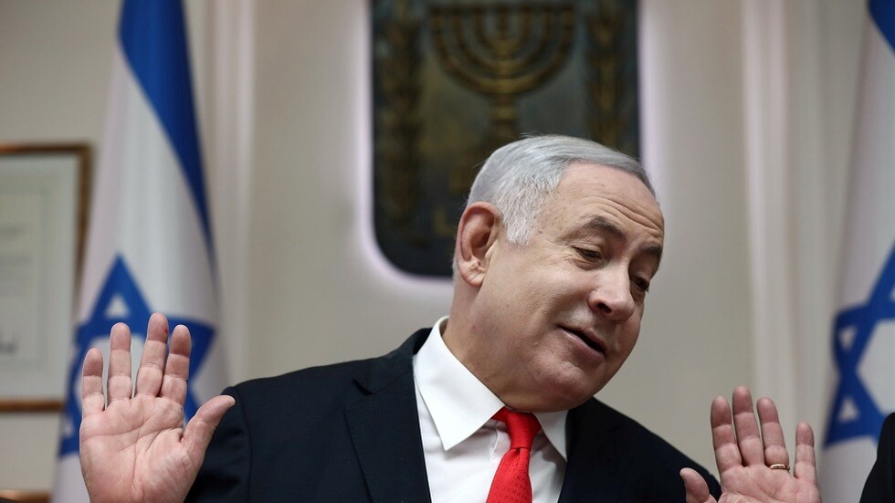 نتنياهو يستقيل من مناصبه الوزارية