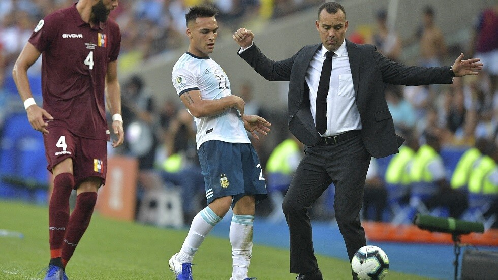 استقالة دوداميل من تدريب منتخب فنزويلا